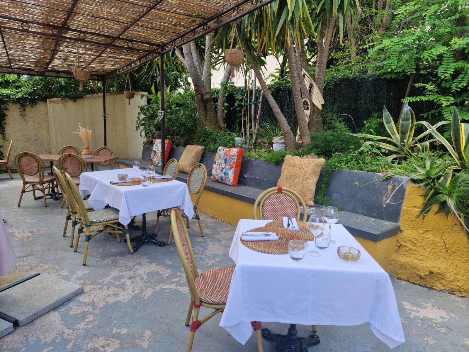 Auberge Sainte Marguerite 拉加尔德 外观 照片